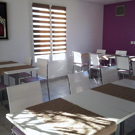 Kyriad Perpignan Sud Restoran foto