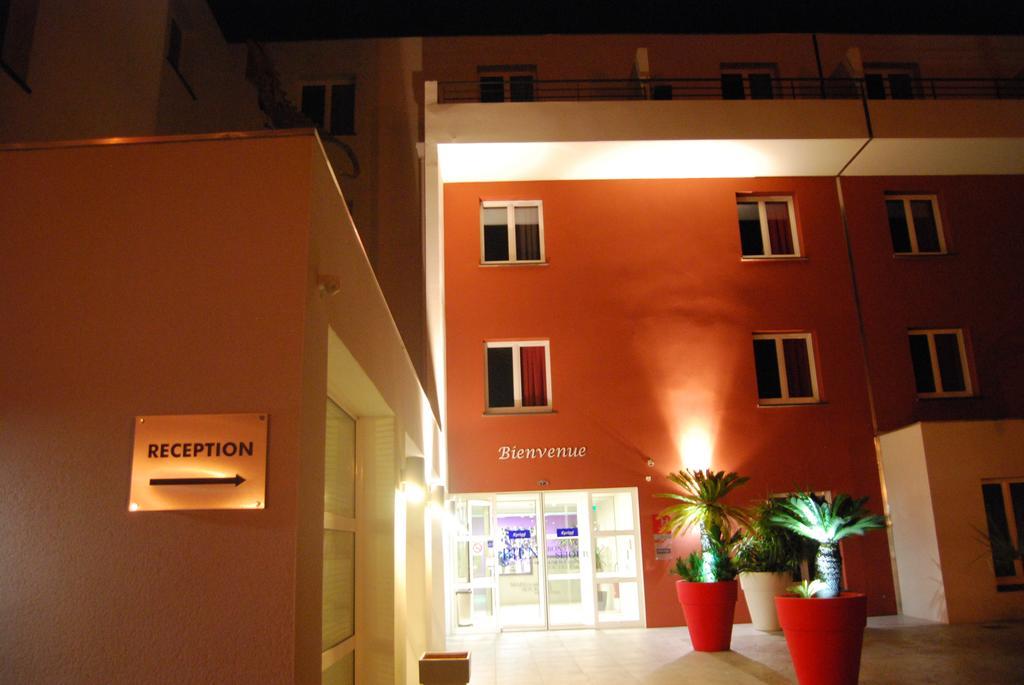 Kyriad Perpignan Sud Bagian luar foto