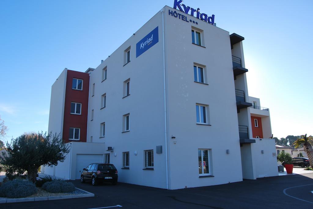 Kyriad Perpignan Sud Bagian luar foto