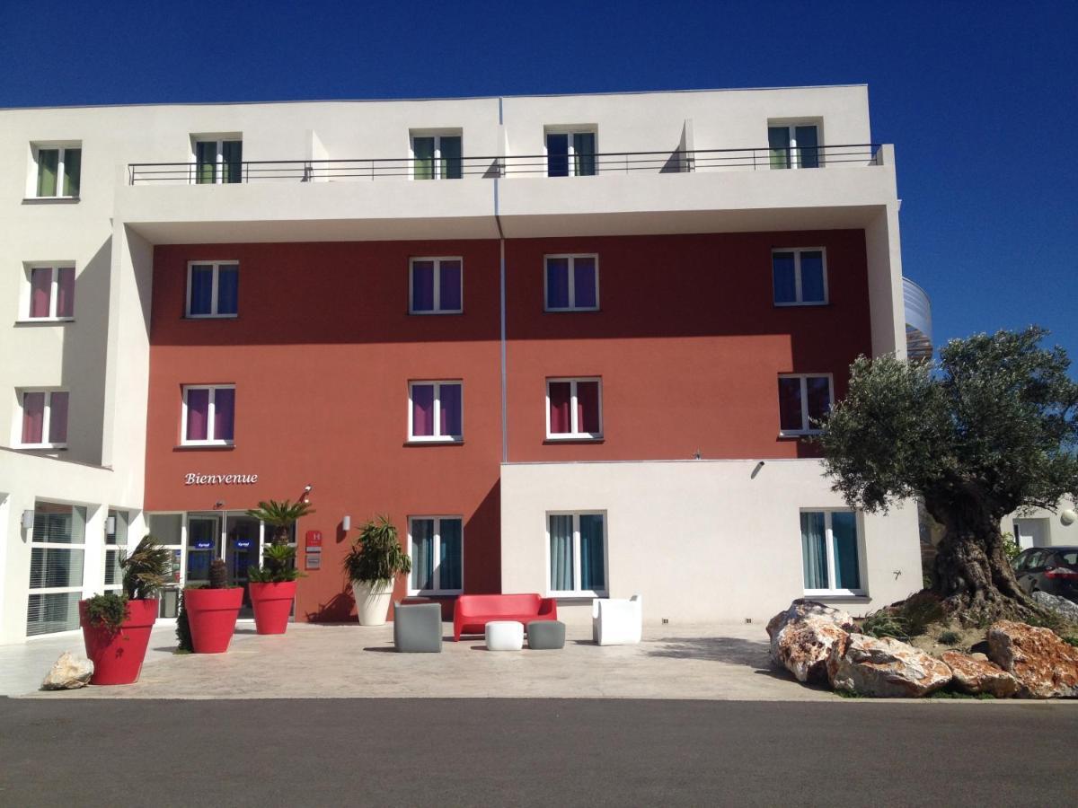 Kyriad Perpignan Sud Bagian luar foto